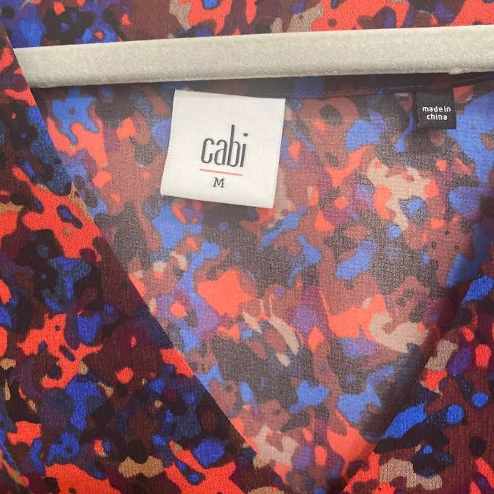 CAbi The Bonus Blouse - Size M - Picture 3 of 3